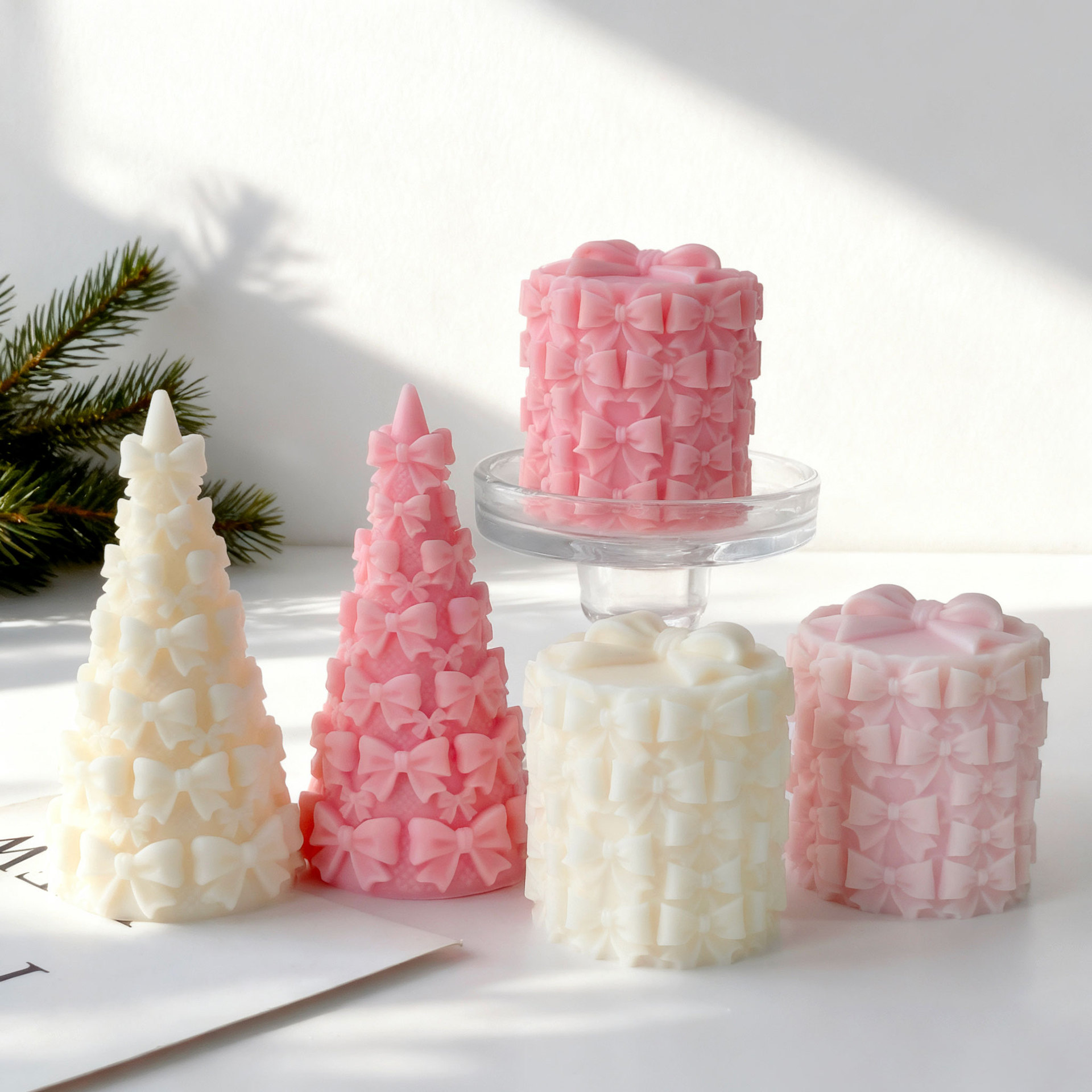 3D 蝶ネクタイ クリスマスツリー ギフトボックス シリコー - Candle Containers のレビューと価格